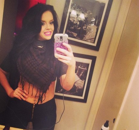 Ryan Smiles pornstar adult picture