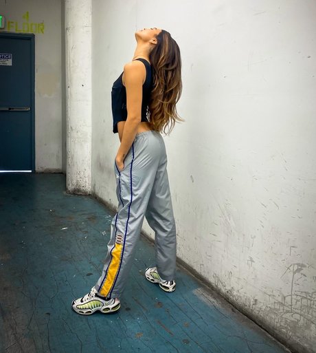 Kyra Santoro pornstar hd img