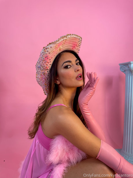 Kyra Santoro star pretty picture