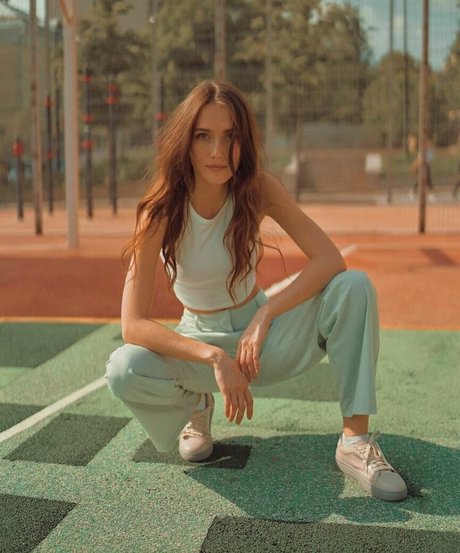 radmilasad hd model pic