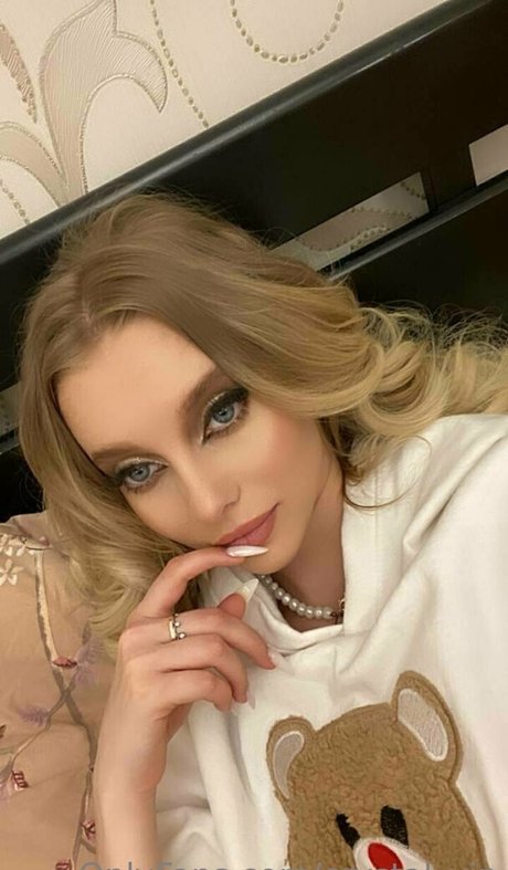 blonde milf big tits onlyfans art porn img