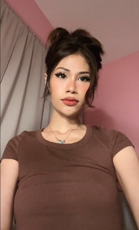 Canigetalaserwhip star xxx picture