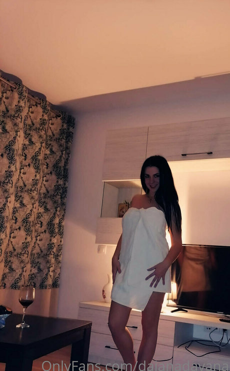 curvy redhead onlyfans sexy xxx galleries