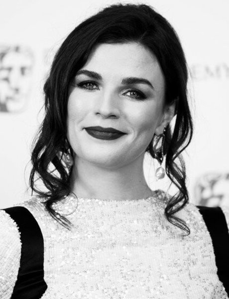 Aisling Bea pornstar top img