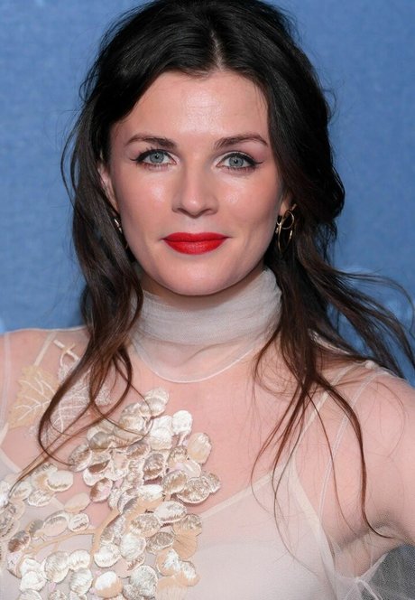 Aisling Bea top pornstar archive