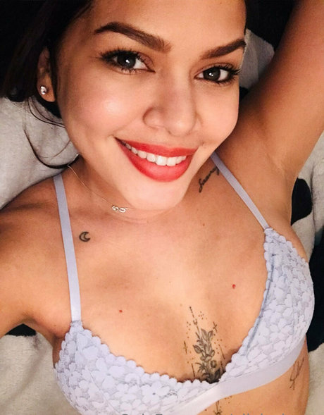 sofia jones2 nude model picture