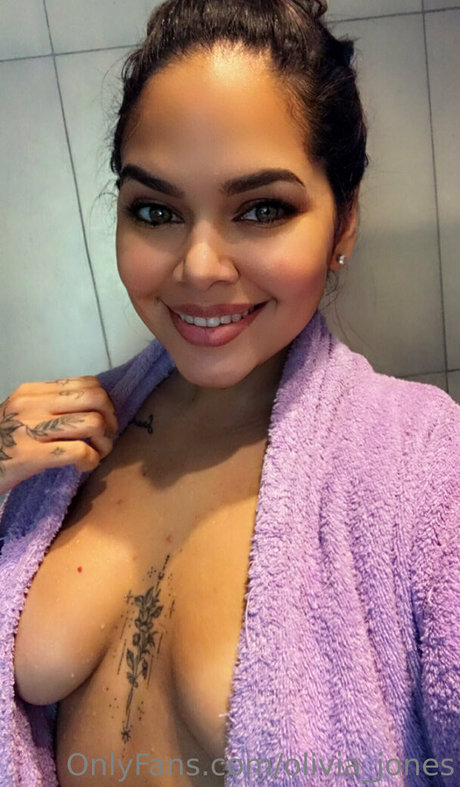 sofia jones2 erotic pornstar pic