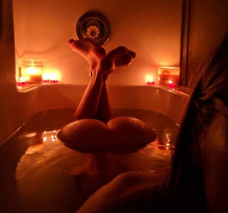 waitress onlyfans free naked photo