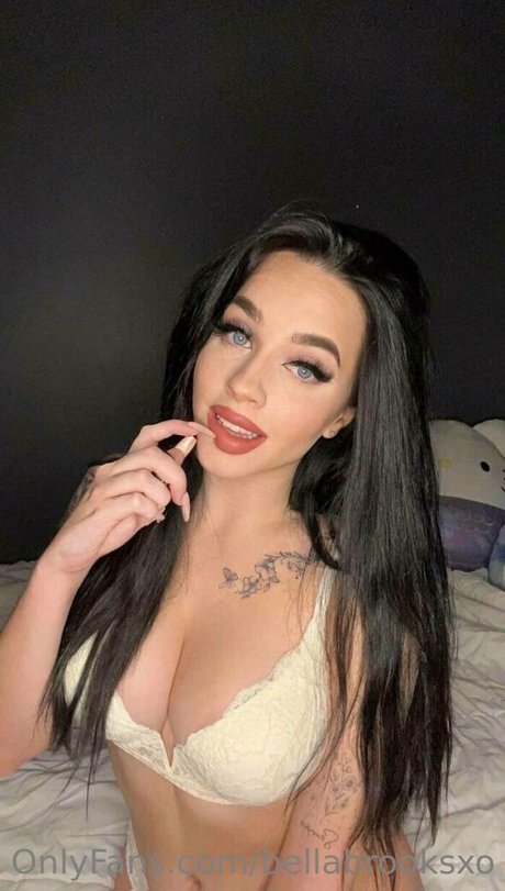 bellabrooksxo pornstar art picture