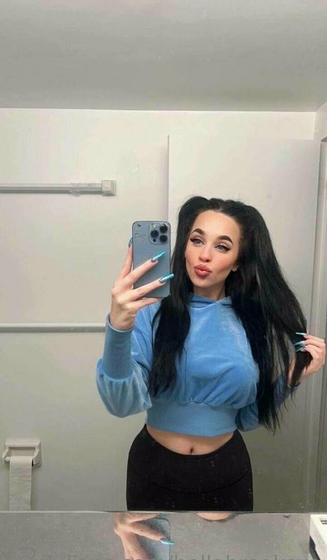 bellabrooksxo sexy pornstar images