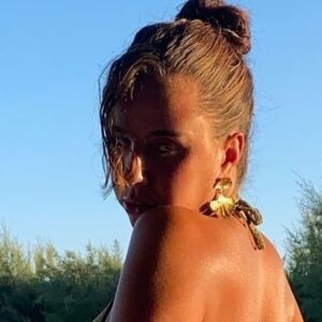 sexy selfie onlyfans art nude galleries