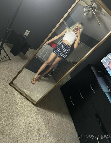 fitness naked onlyfans pornographic picture