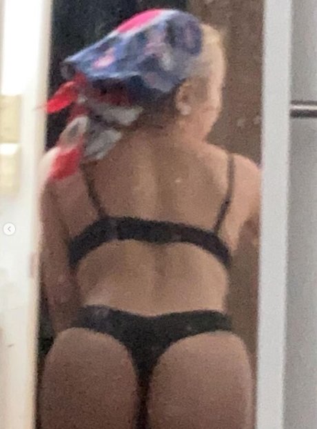 Bleachie star pornographic image