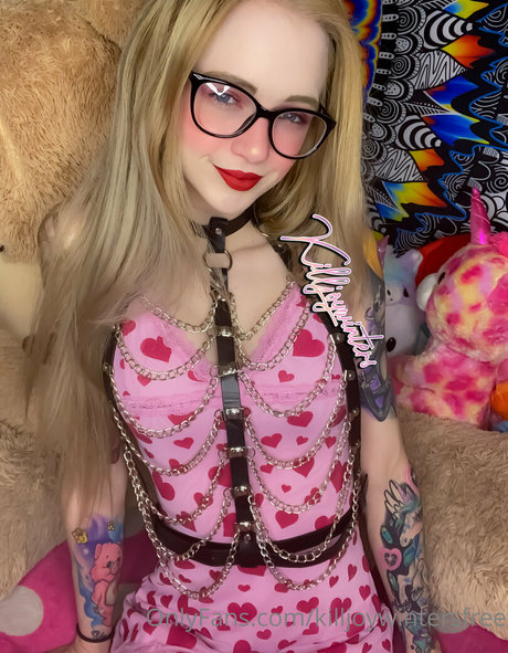 killjoywintersfree model nude pic