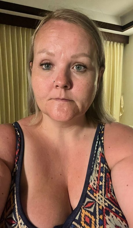 betina poulsen model art pics