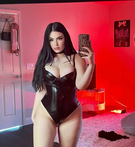 femdom facesitting onlyfans nude picture