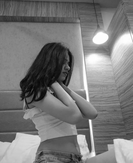 sexy teen onlyfans pornographic images