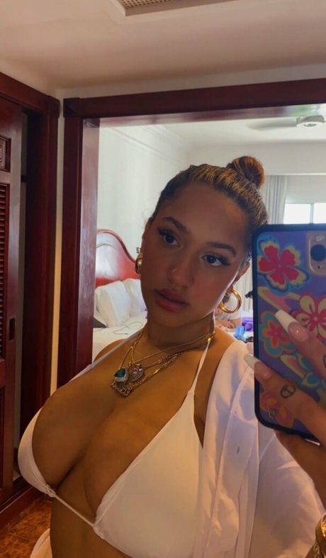 Abby C exclusive star pics