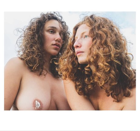 Noa The Model free pornstar pic