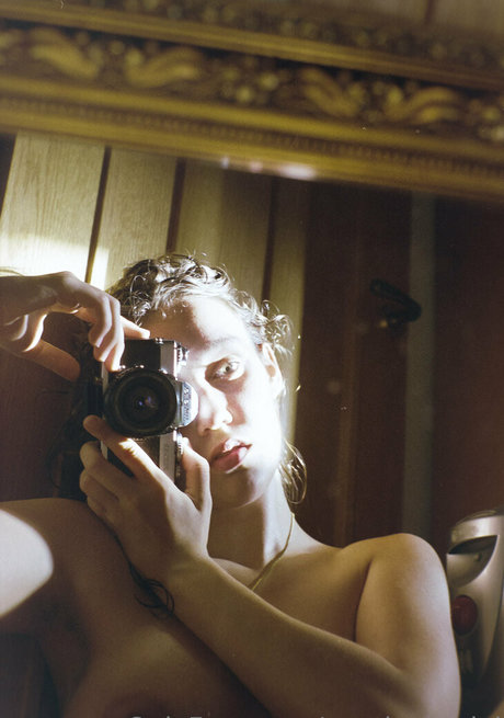 Noa The Model naked model pic