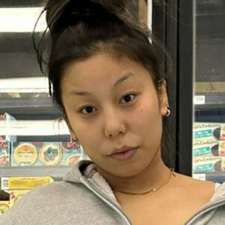 tinayama actress picture