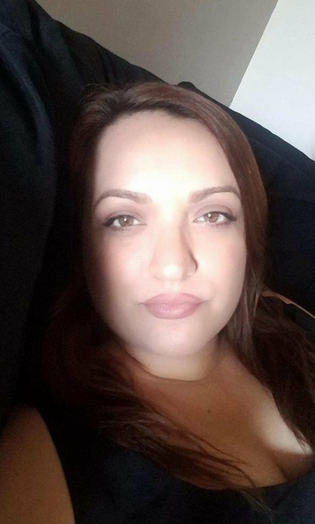 Dark Haired Brunette free pornstar picture