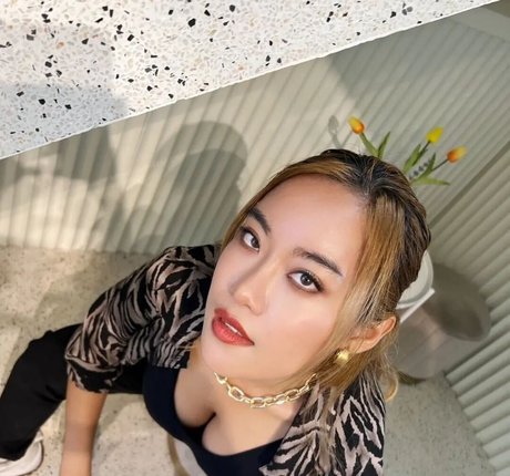 Asiandollkiki model nude photos