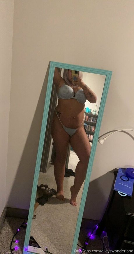 alleyswonderland star porn pics