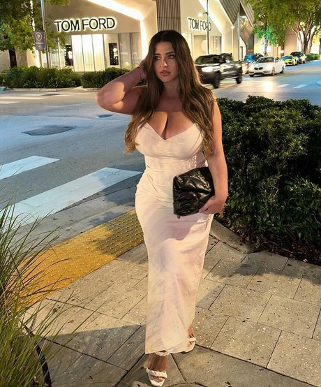 Vyeta Mustafina exclusive model archive