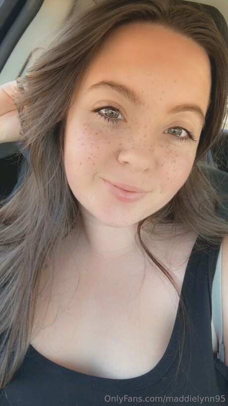 maddielynn95 star sexy pic