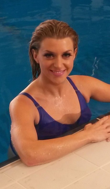 Anna Williamson free star image