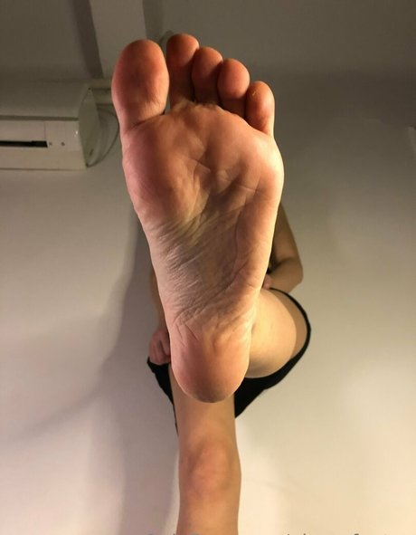 aimeefeetxx erotic pornstar photo