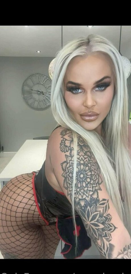 gamer onlyfans hot naked photo