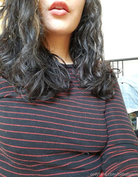 emiliamars porn actress pic