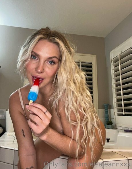 shemale cum in mouth onlyfans art porn gallery