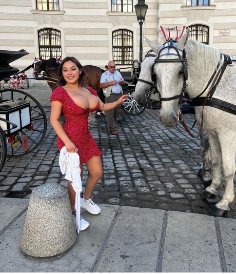 Karina Grinberryall naked actress img