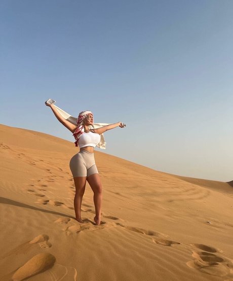 Karina Grinberryall model perfect pics