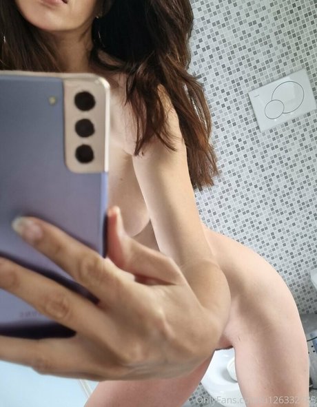 vivimoor nude pornstar pics