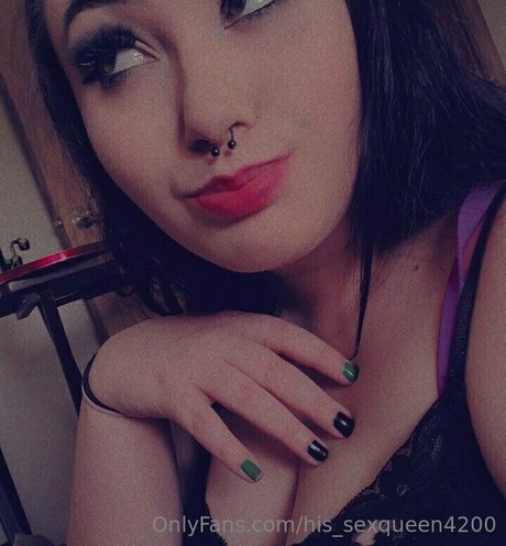 his sexqueen4200 pornographic actress img