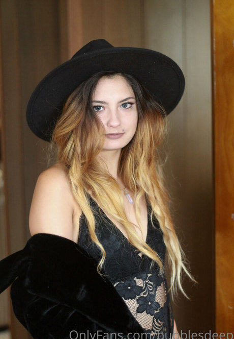 bubblesdeep pretty actress img