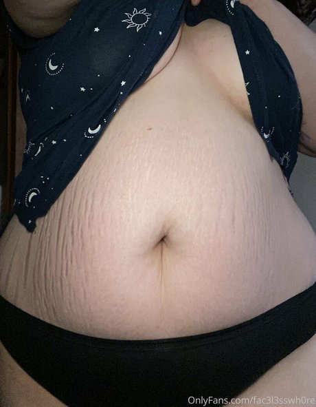 creamxxxqueen model naked gallery