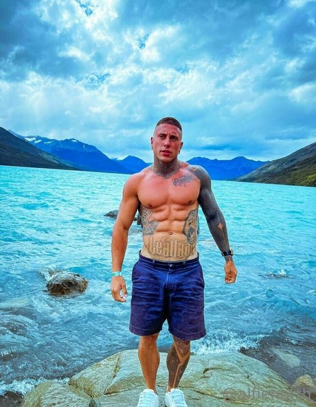 alfienorthfree model pornographic images