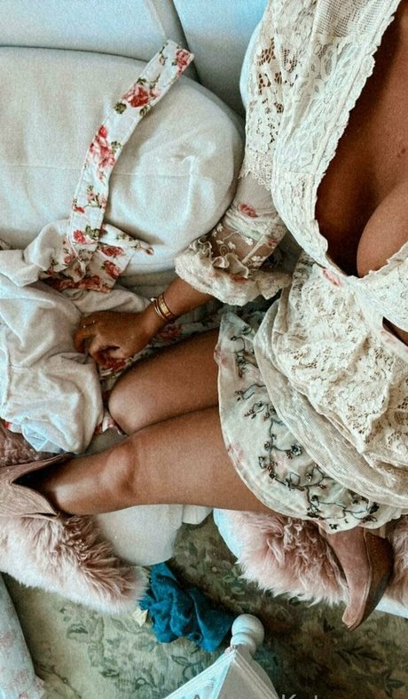 aubreykate naked actress photo