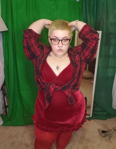 pumpka booty model nude archive