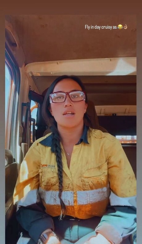 lyn ahayz high quality star images