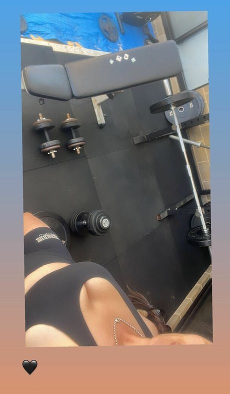 lyn ahayz nice pornstar pictures