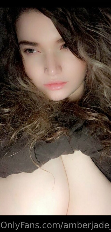 amberjade 0 model pretty photos
