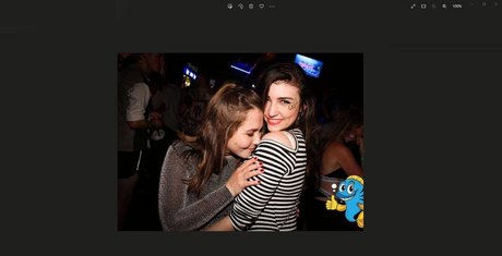 mirror selfie onlyfans free pictures