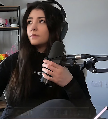 petite girls onlyfans free naked pictures