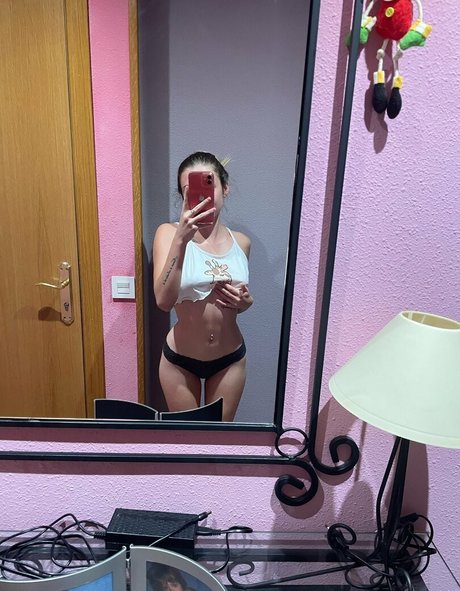 Onlymireiaa beautiful model photos